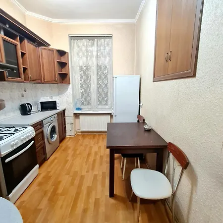 Appartamento навпроти жд вокзалу