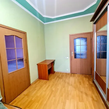 Apartamento навпроти жд вокзалу *