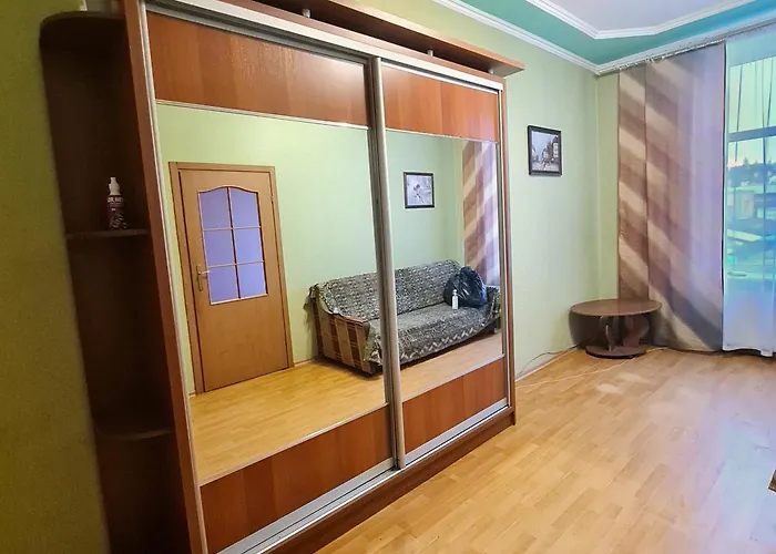 навпроти жд вокзалу Appartement *