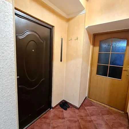 навпроти жд вокзалу شقة إلفيف